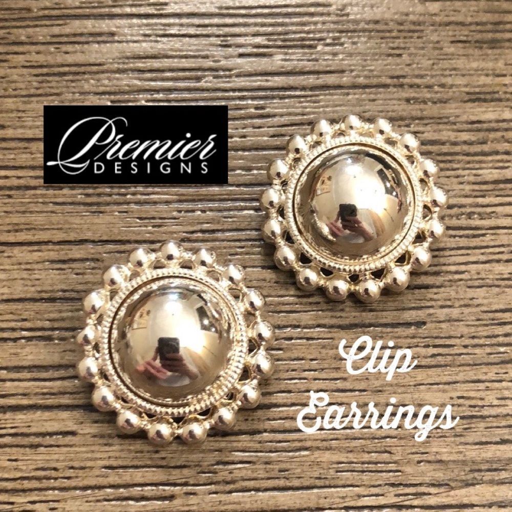 Premier Design Round Circle Button Clip Earrings